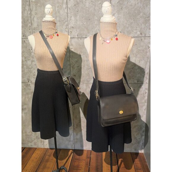 VTG Coach Pocket Bag 9875 Black Leather Brass Turnlock Shoulder Purse 1990 USA - Picture 5 of 12